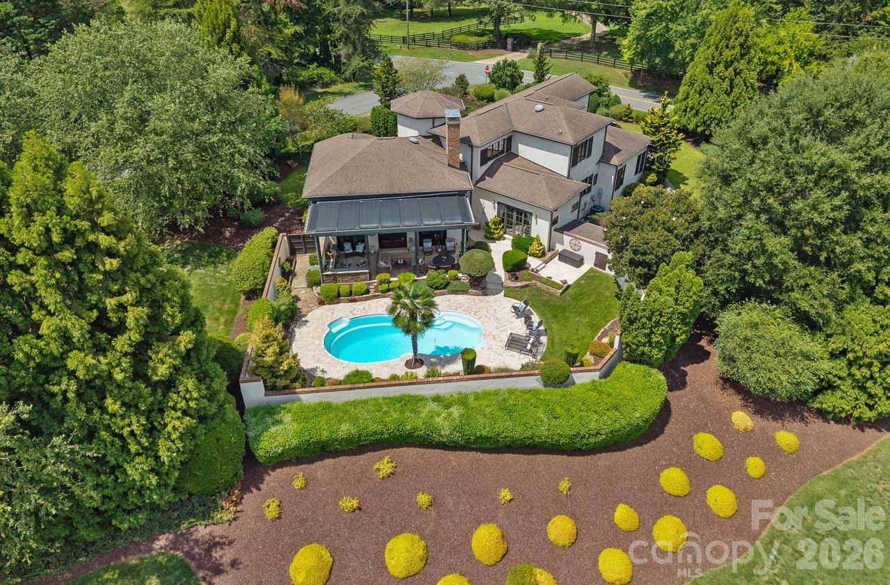 1807 Charden Rd., Davidson, NC 28036