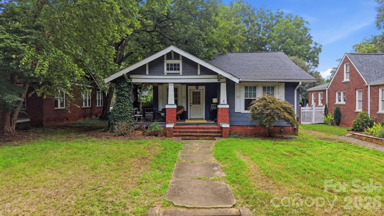 321 Grandin Rd., Charlotte, NC 28208