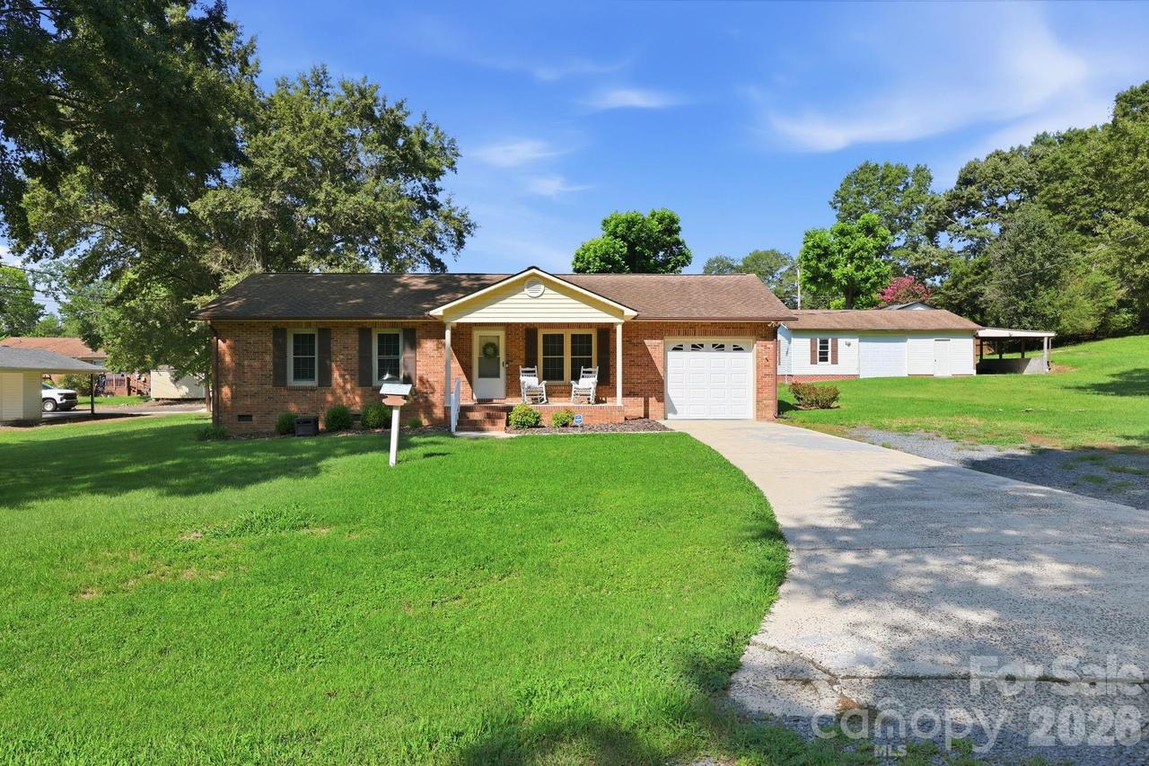 558 Snuggs St., Albemarle, NC 28001