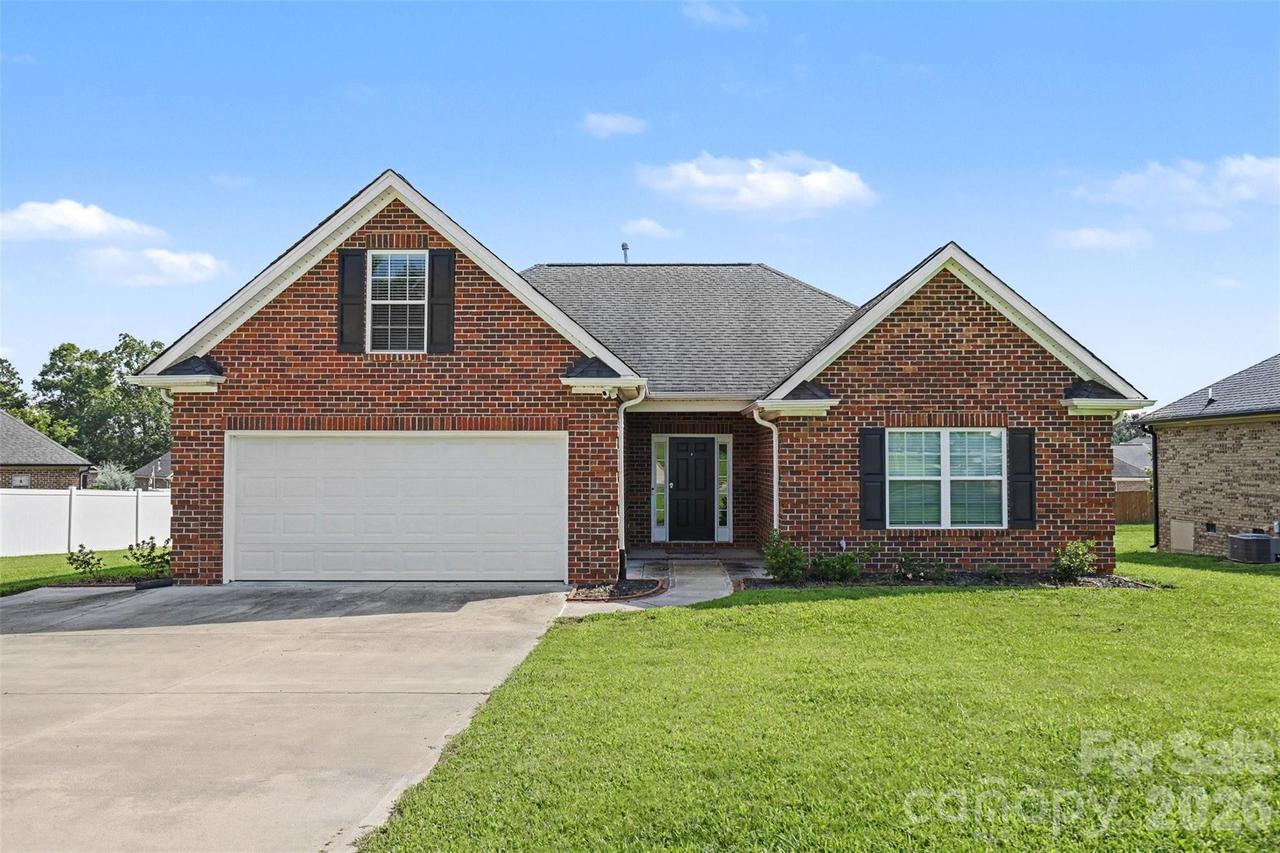 3552 Brickwood Cir., Midland, NC 28107