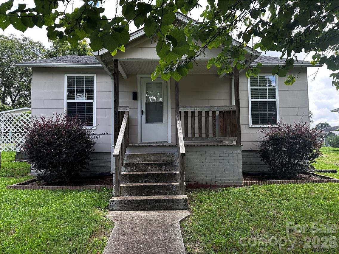 2202 Brookview Ave., Kannapolis, NC 28081