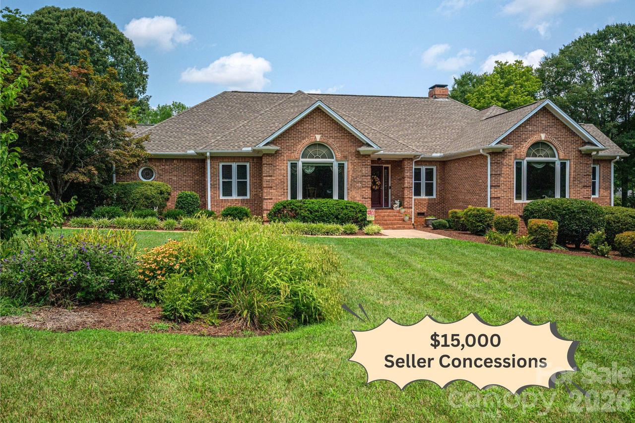 5023 Samuel Pinckney Dr., Belmont, NC 28012