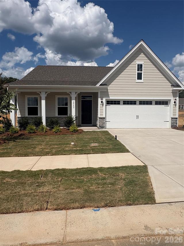 2042 Bull Dog Ln., Wingate, NC 28174
