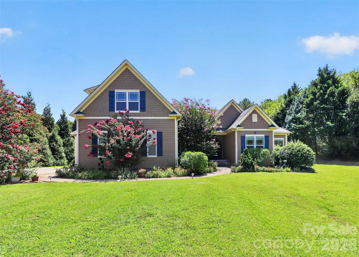 154 Ramano Dr., Iron Station, NC 28080
