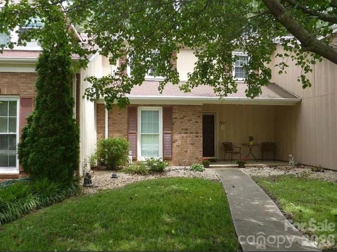 6805 Cabot Cir., Charlotte, NC 28226