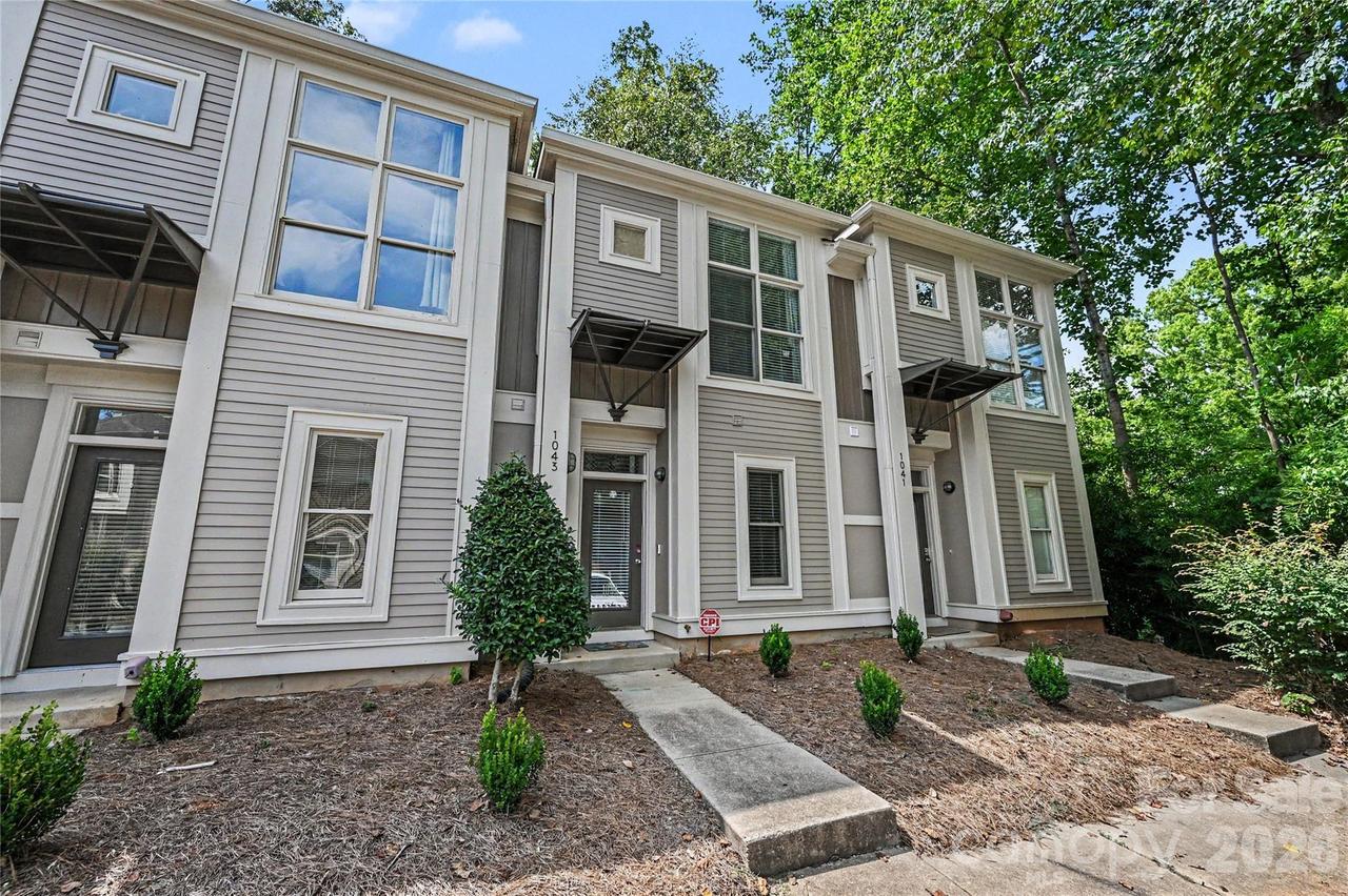 1043 Park West Dr., Charlotte, NC 28209