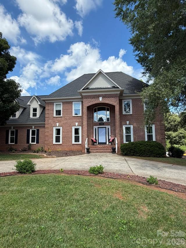 232 40th Avenue Dr., Hickory, NC 28601