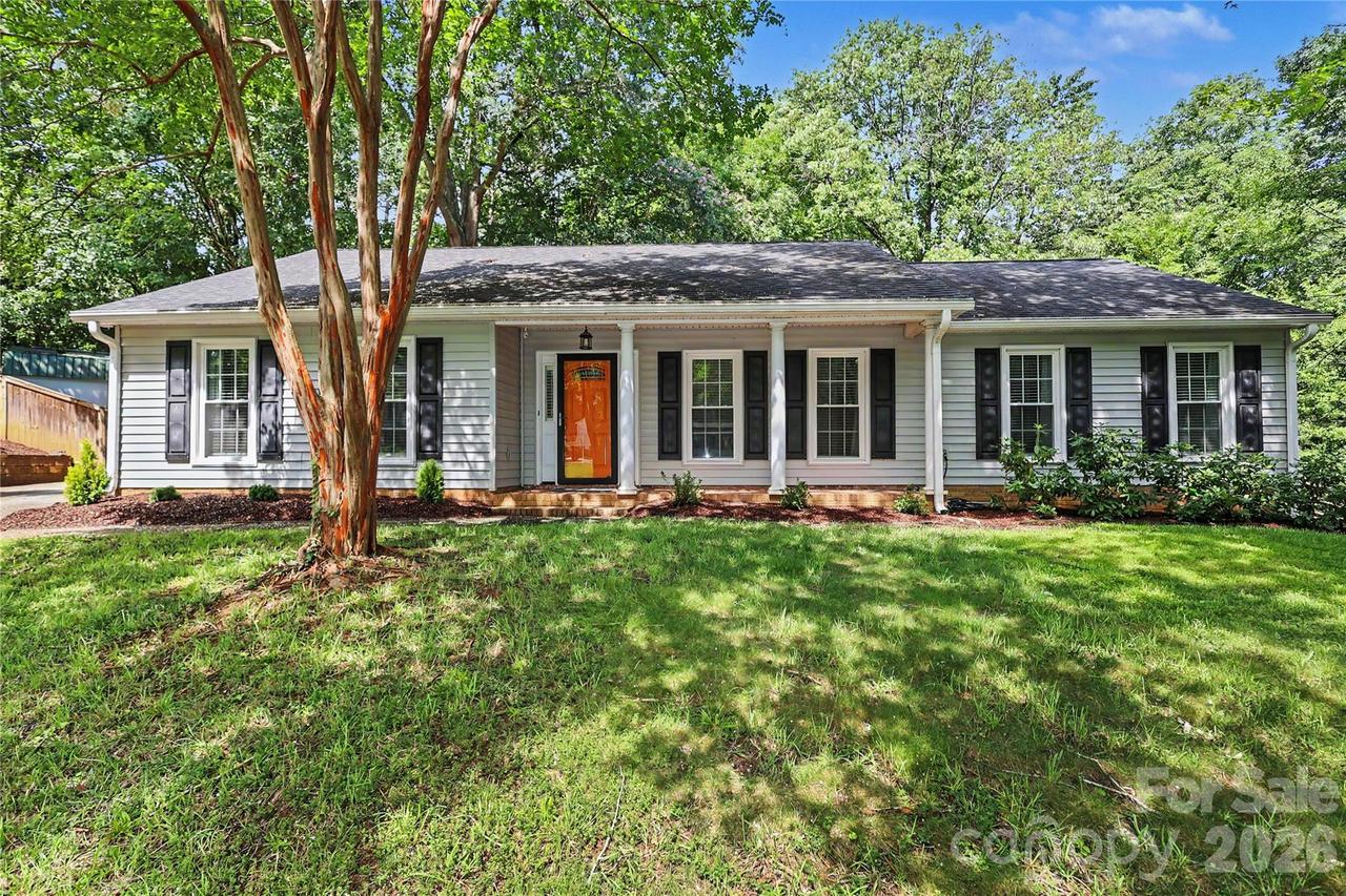 2701 Creekbed Ln., Charlotte, NC 28210