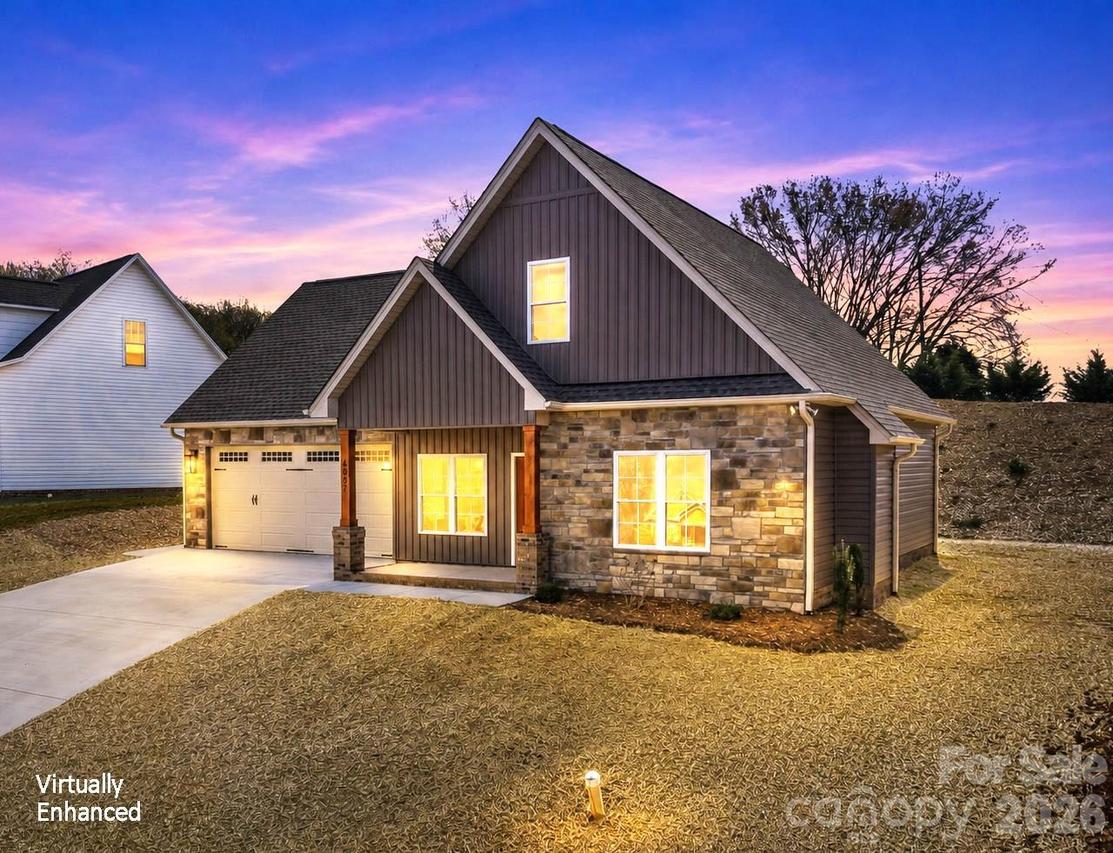 4957 Southview Dr., Hickory, NC 28602