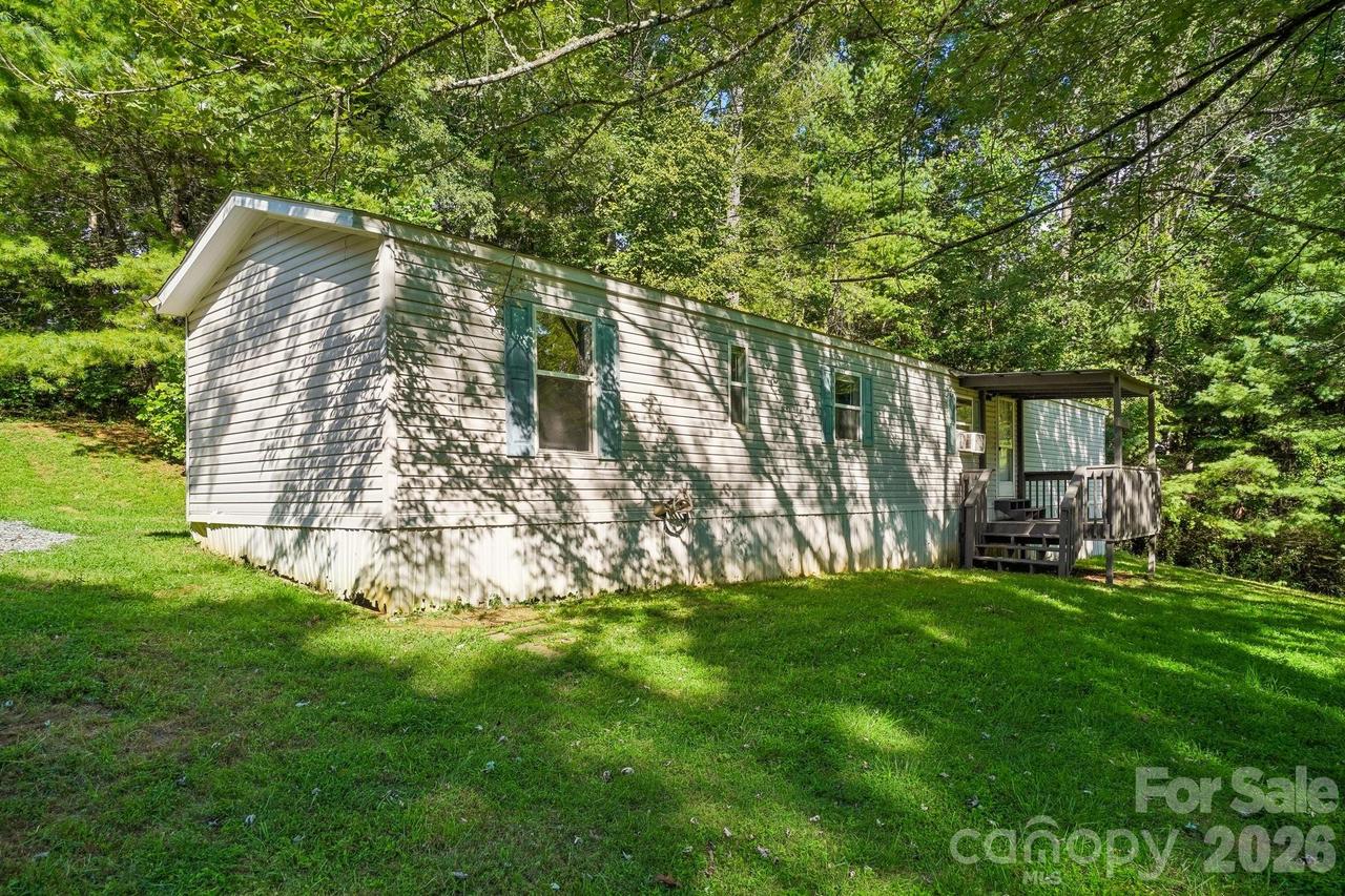 605 Turkey Creek Ter., Leicester, NC 28748