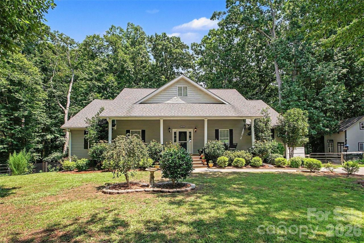 8446 Aqua Ln., Kannapolis, NC 28081