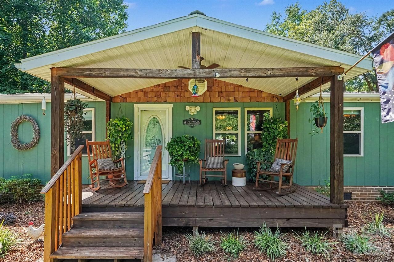 1206 Alberto Ln., Stanley, NC 28164