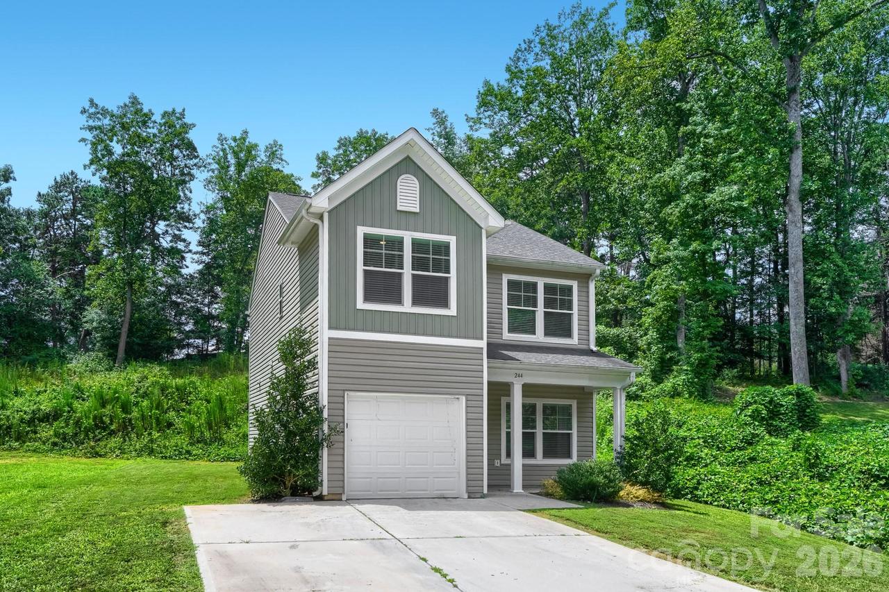 244 Valleybrook Ln., Troutman, NC 28166
