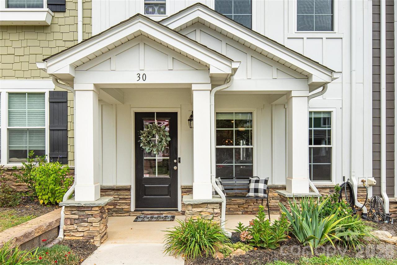 30 Walnut Springs Dr., Asheville, NC 28804