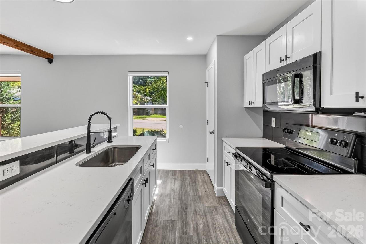 806 Cantwell St., Charlotte, NC 28208
