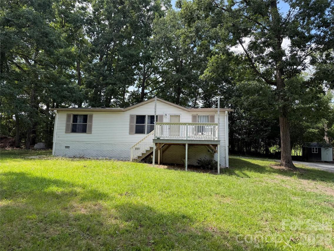 32139 Blakley Dr., Albemarle, NC 28001