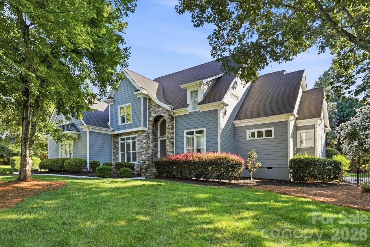 104 Gammon Point Ct., Mooresville, NC 28117