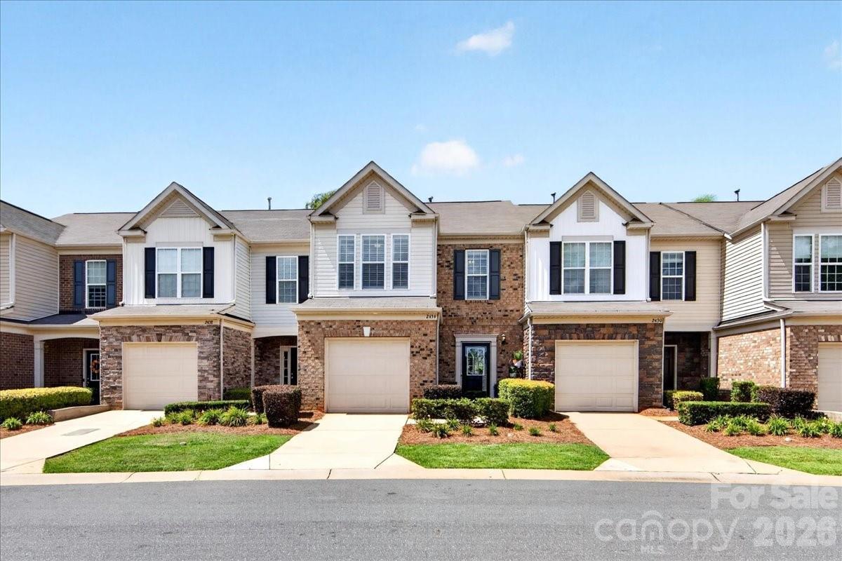 2434 Royal York Ave., Charlotte, NC 28210