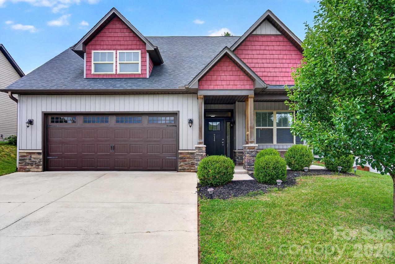 214 Water Leaf Dr., Weaverville, NC 28787