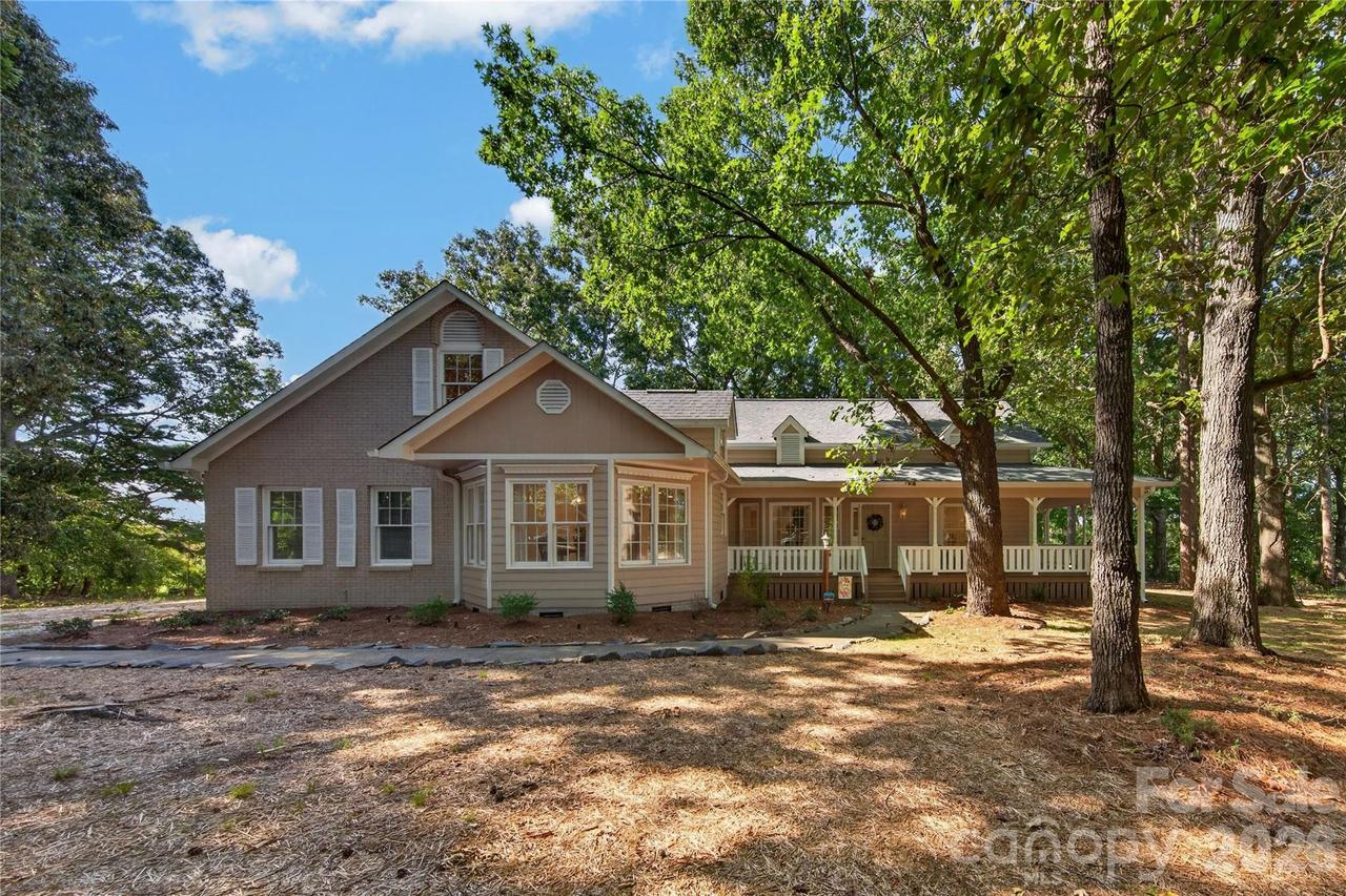 2721 Tara Dr., Monroe, NC 28112