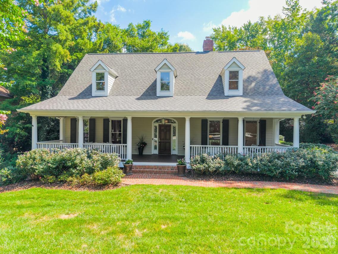 304 S Canterbury Rd., Charlotte, NC 28211