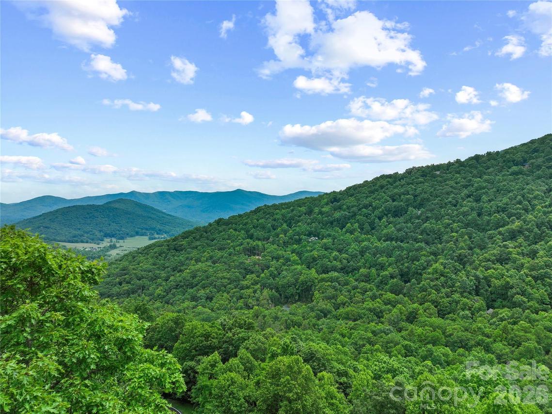 99999 Winding Poplar Rd. #915, Black Mountain, NC 28711
