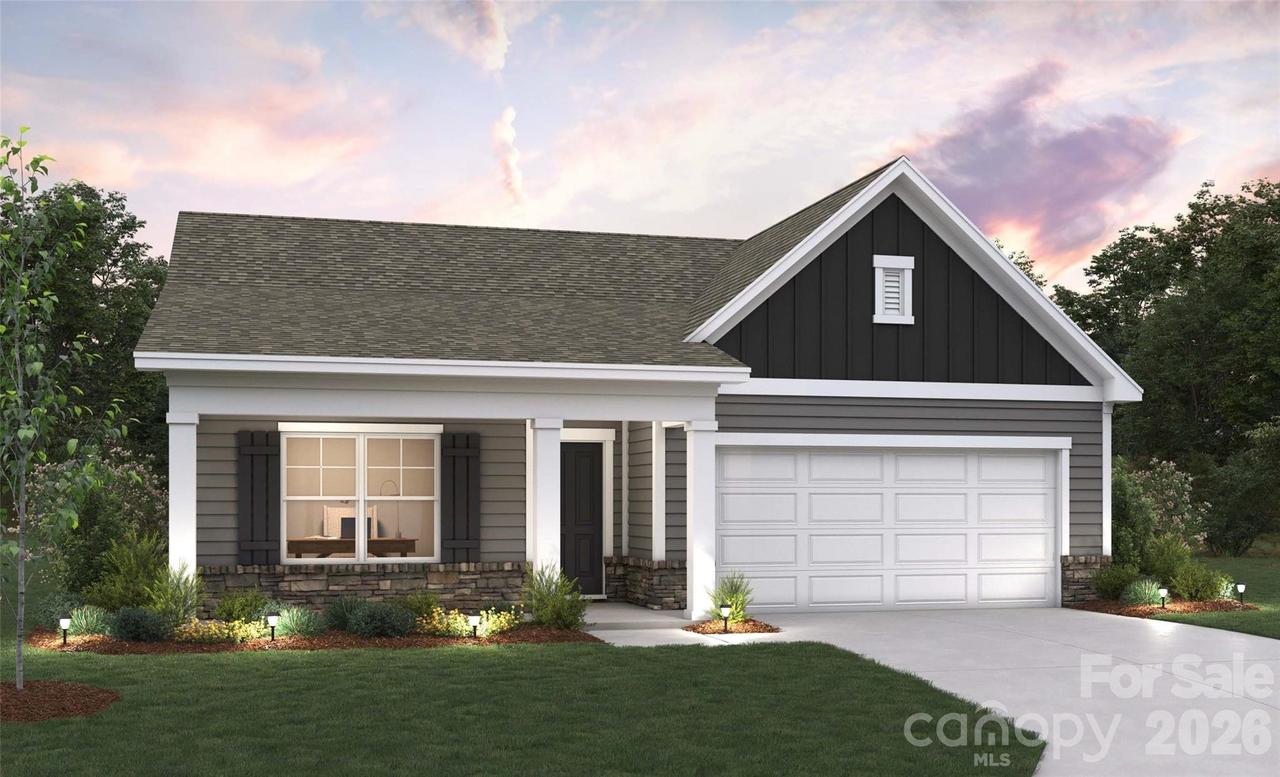58 Laurel Pointe Dr., Waynesville, NC 28785