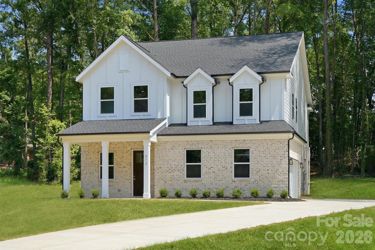 612 Camelot Dr., Salisbury, NC 28144