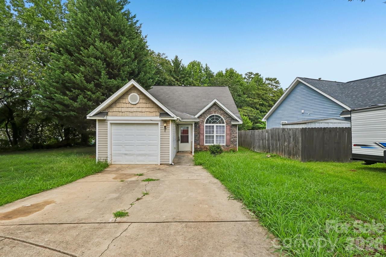 3611 Maggie Laney Dr., Charlotte, NC 28216