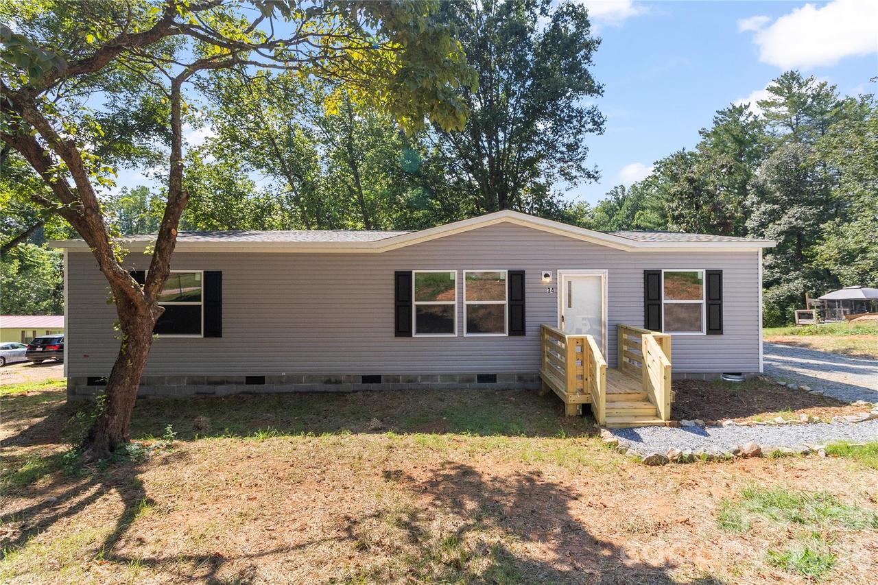 34 S Gaither Ave., Newton, NC 28658