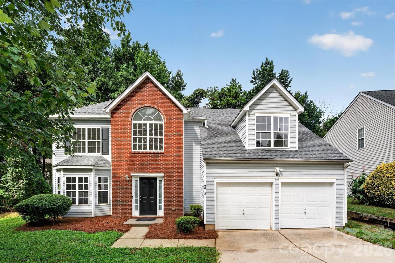 9013 Broad Ridge Ct., Charlotte, NC 28269