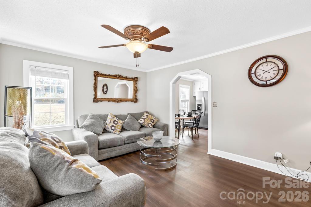 430 Arlington Cir., Lenoir, NC 28645