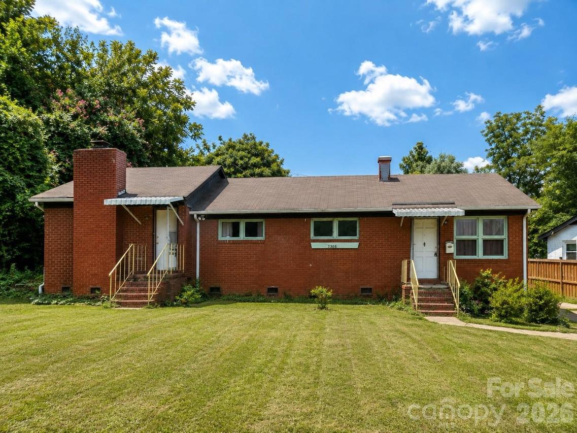 3308 Sutton Dr., Charlotte, NC 28216