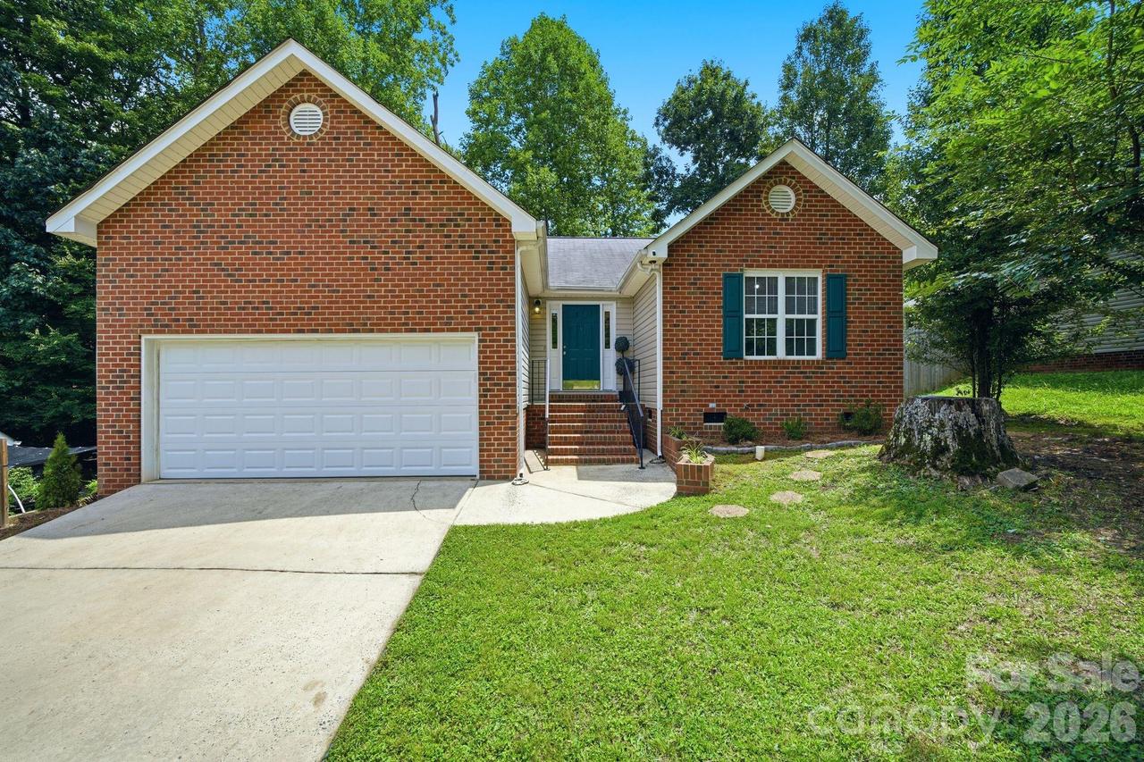 1008 Raywood Ct., Matthews, NC 28104