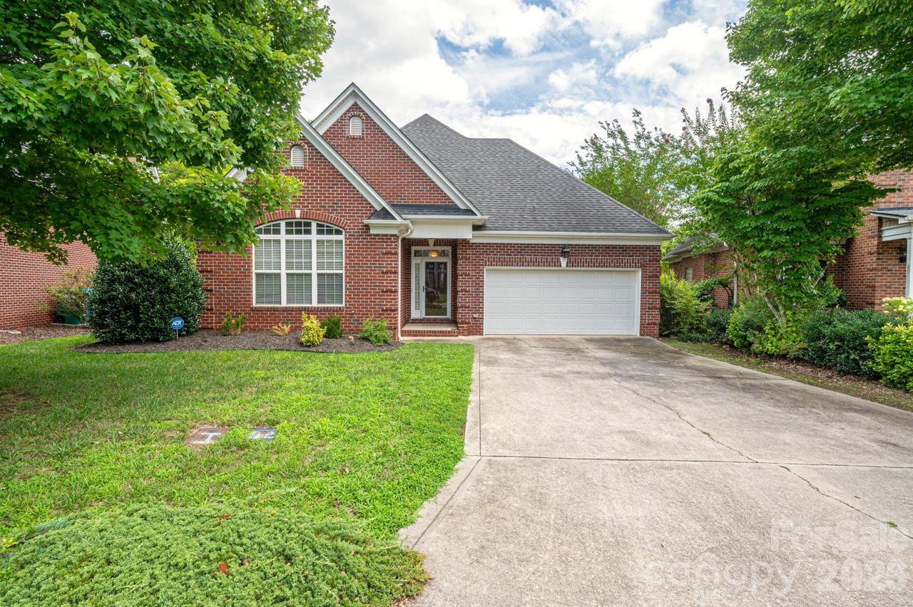 5308 Old Course Dr., Cramerton, NC 28032