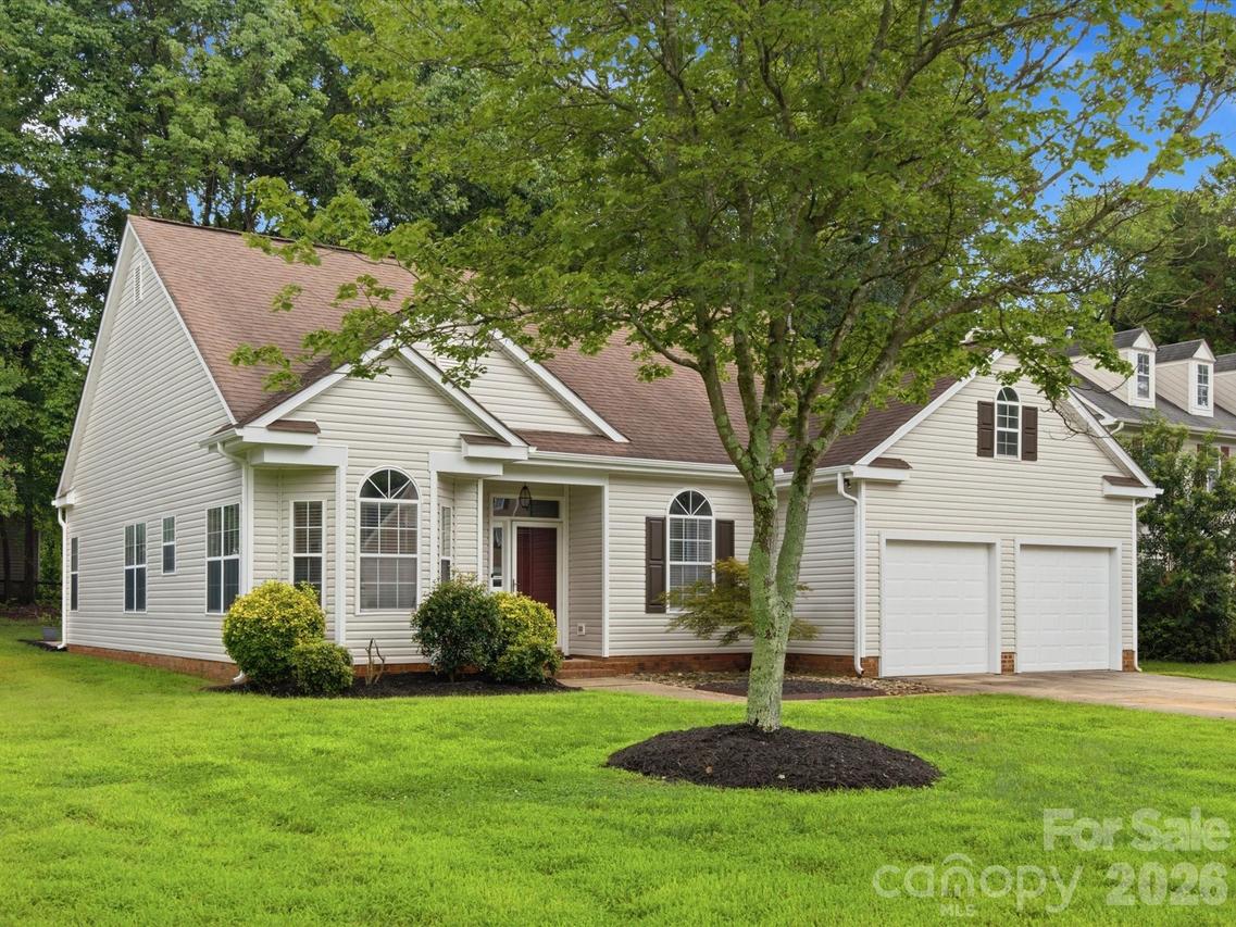 607 Oakbluff Cir., Charlotte, NC 28216