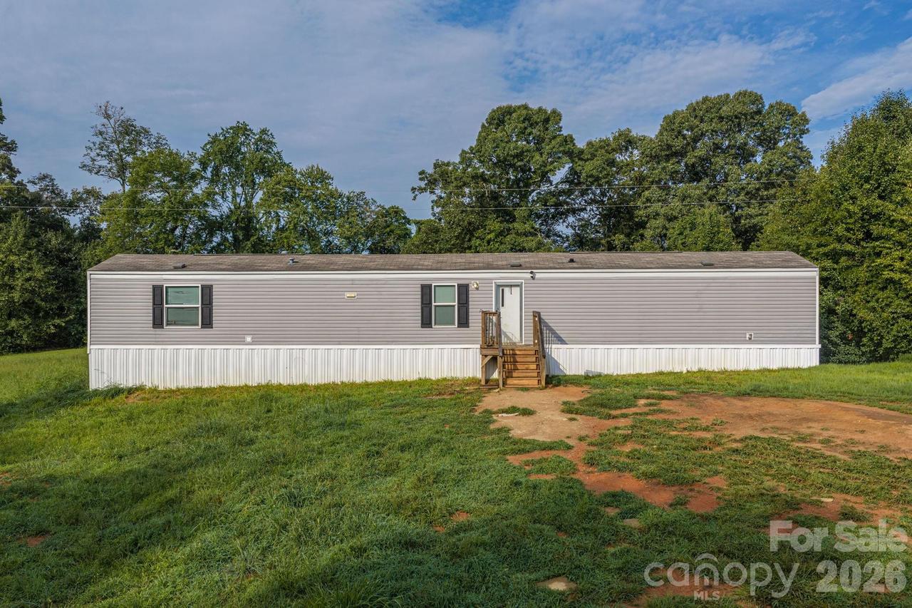4081 Benny Shrum Ln., Maiden, NC 28650