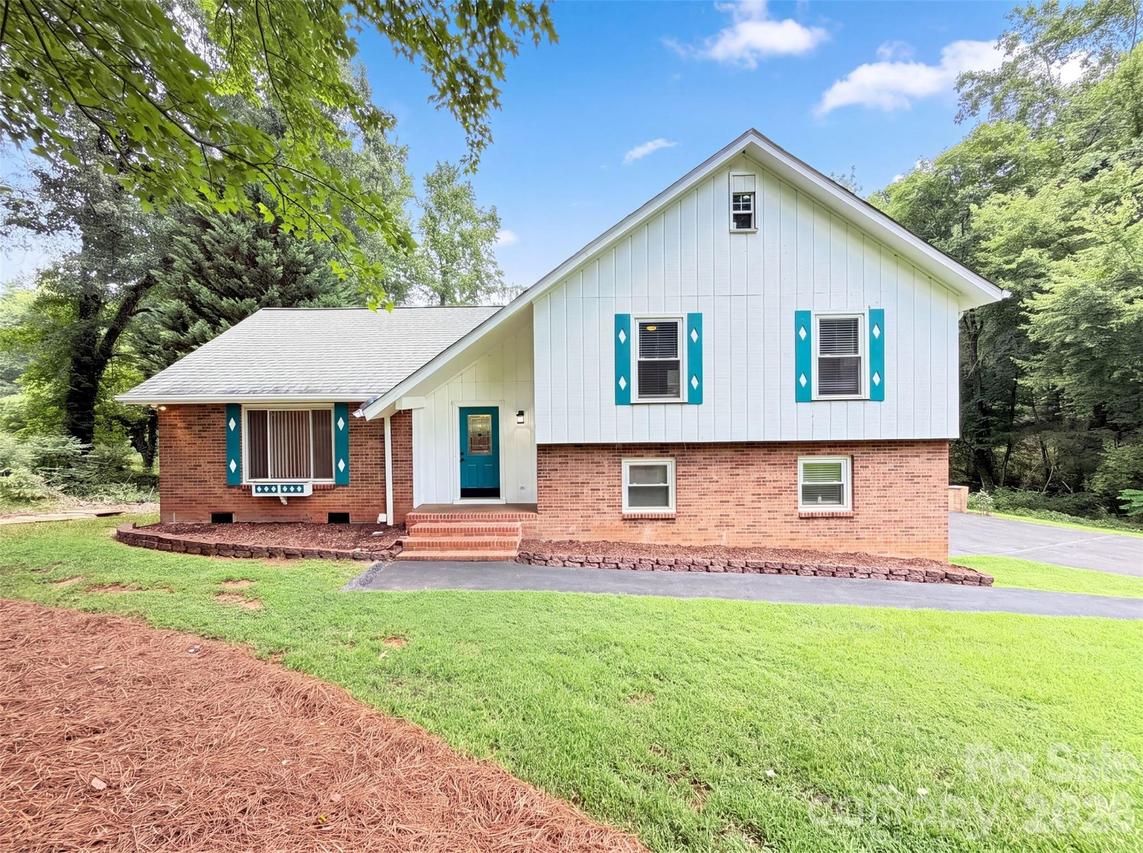 4600 Carving Tree Dr., Charlotte, NC 28227