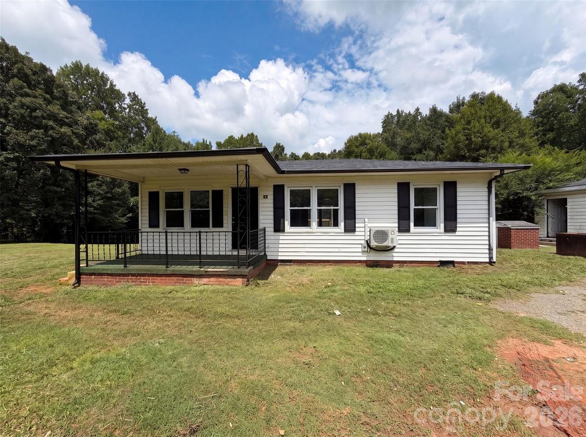 704 Morningside Dr., Mount Holly, NC 28120