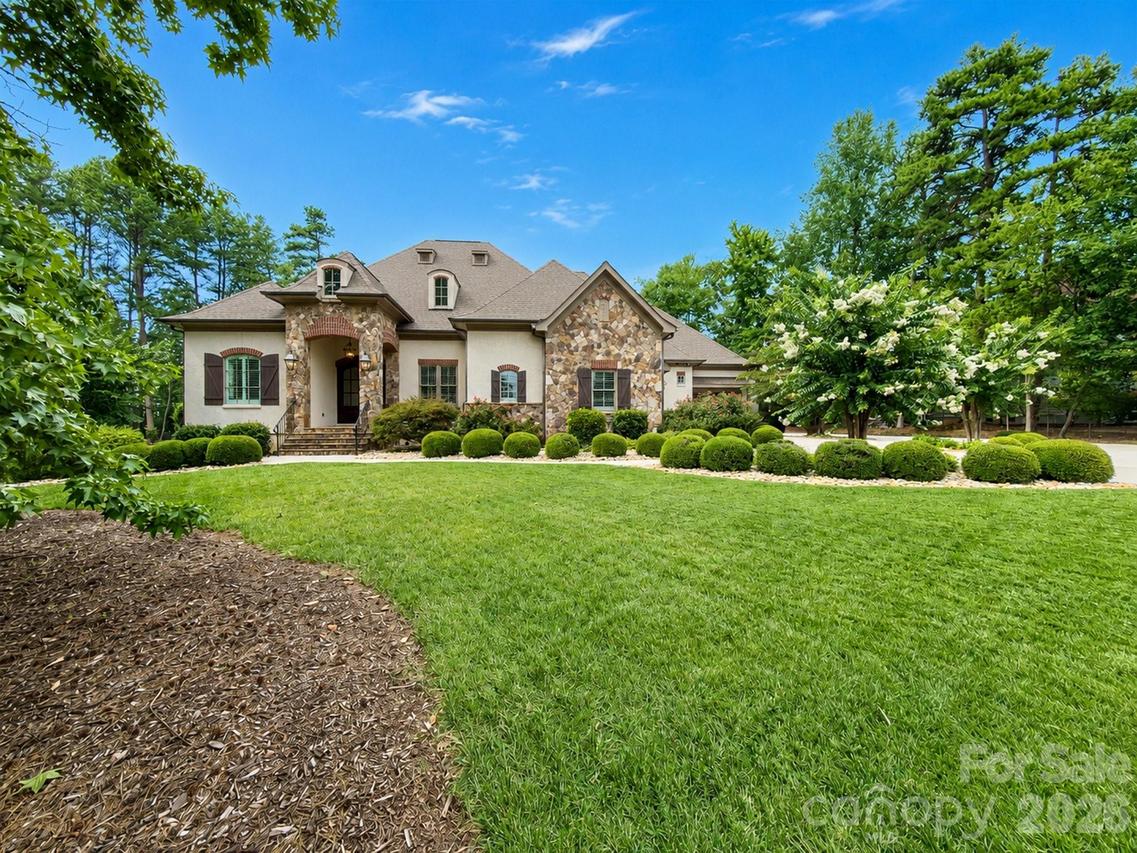 119 Alton Ct., Mooresville, NC 28117