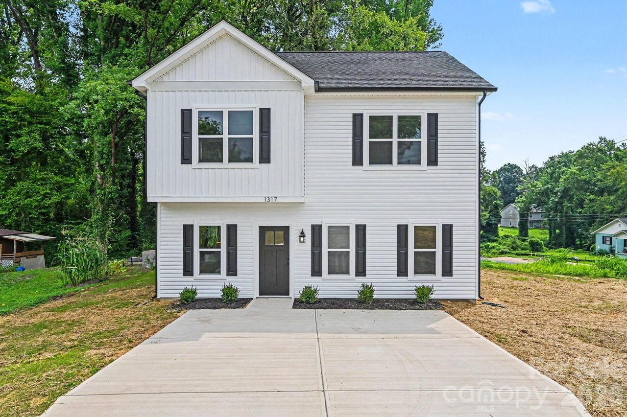 1317 Meadow Ave., Kannapolis, NC 28083