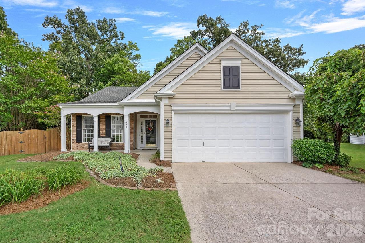 6601 Warbler Wood Ct., Charlotte, NC 28269