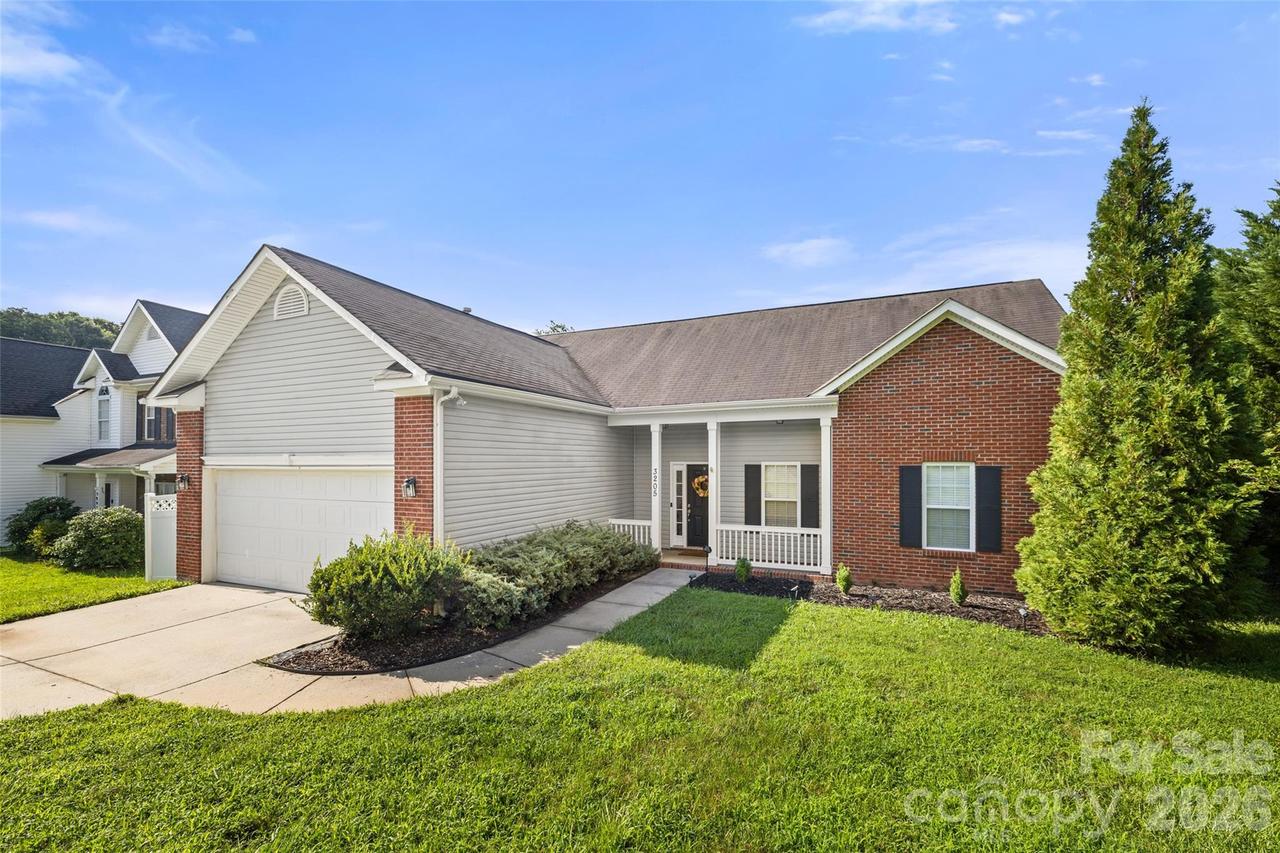 3205 Viola Ln., Monroe, NC 28110