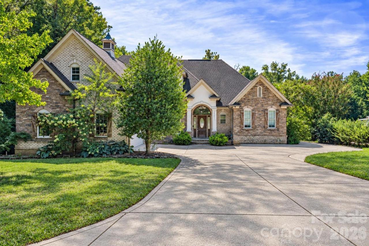 13631 William Stowe Dr., Charlotte, NC 28262