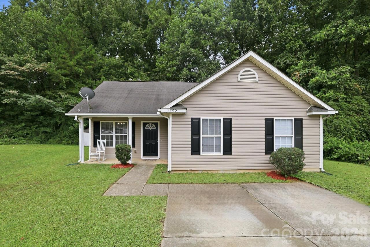 5205 Windy Valley Dr., Charlotte, NC 28208