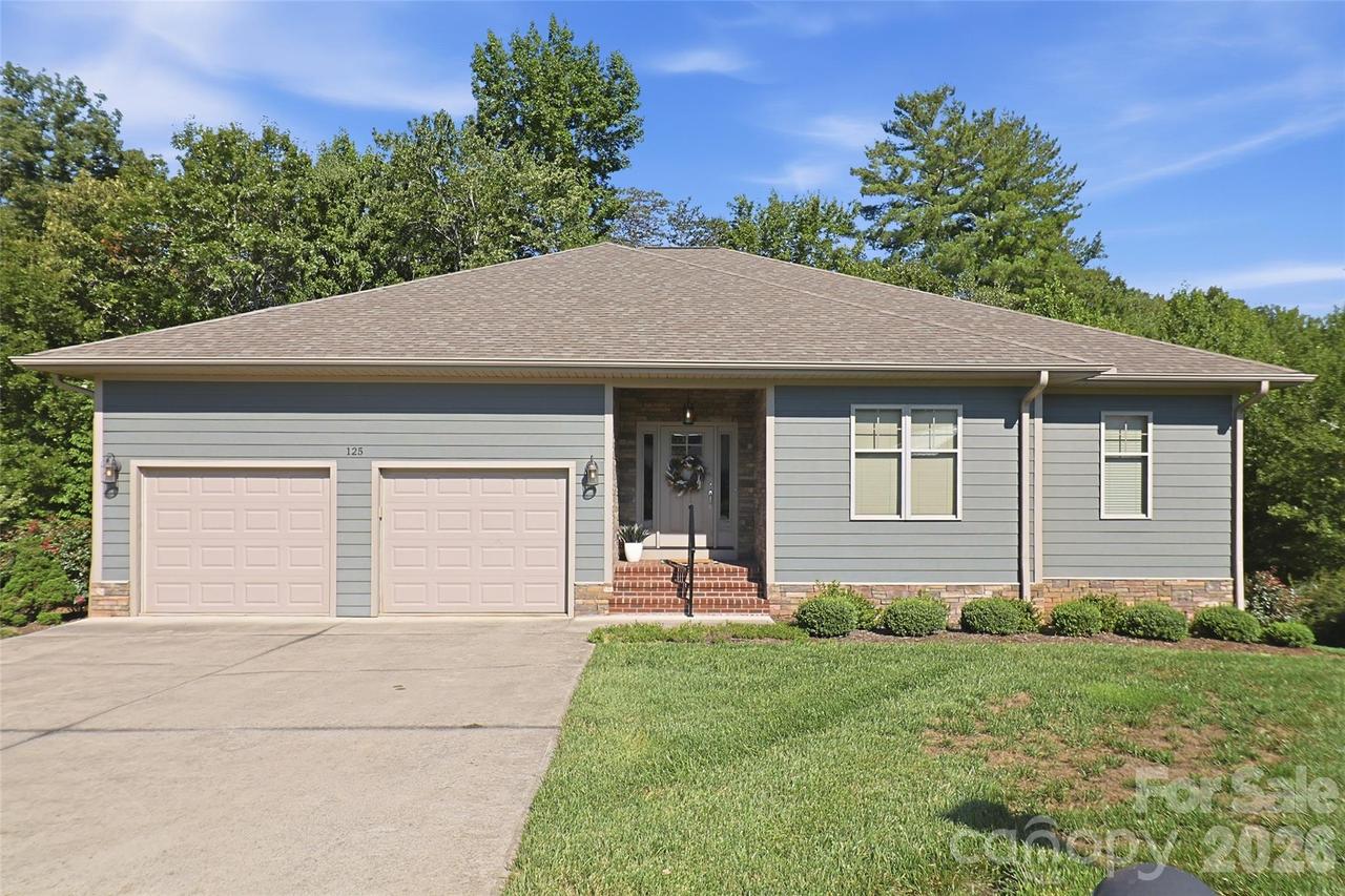 125 Beechmont Dr., Morganton, NC 28655