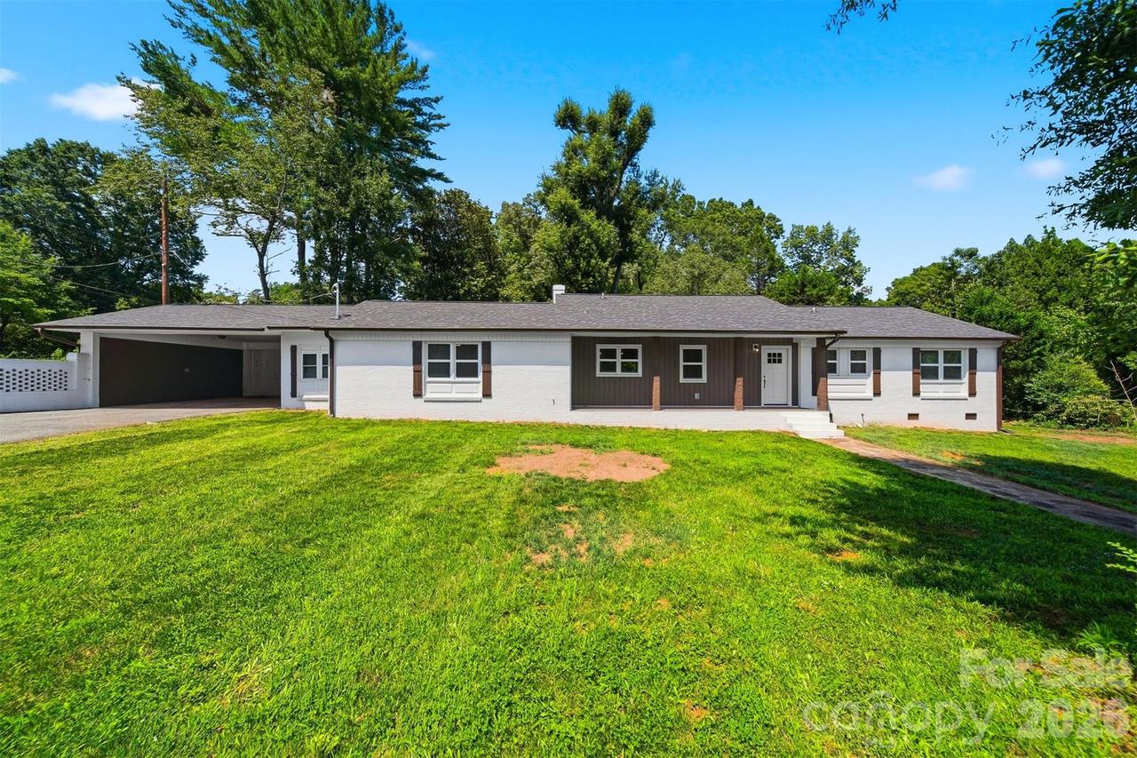 908 13th St., Conover, NC 28613