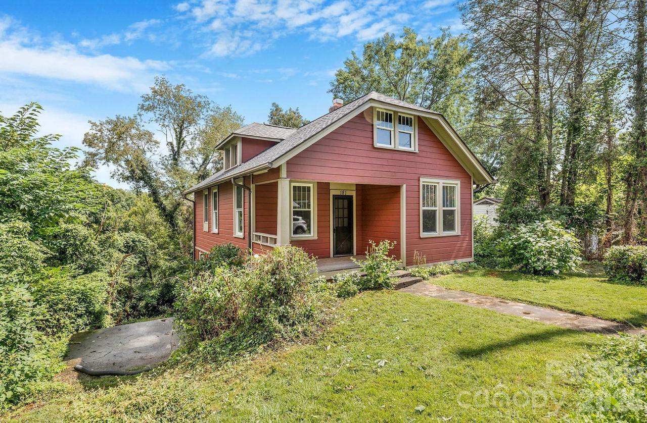 181 Courtland Pl., Asheville, NC 28801