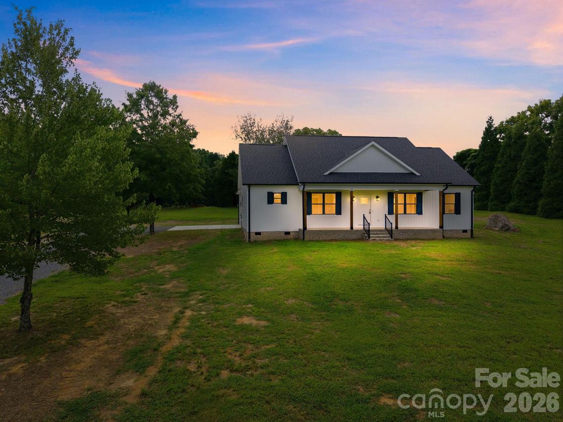 417 E 2nd St., Faith, NC 28041