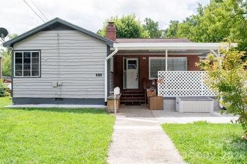 New Homes For Sale This Week That Attend Hendersonville Elementary: August 7th to August 13th